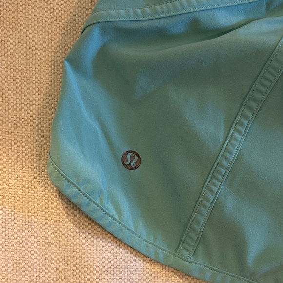 Lululemon Athletica Tracker Short (Seafoam) - Picture 4 of 6